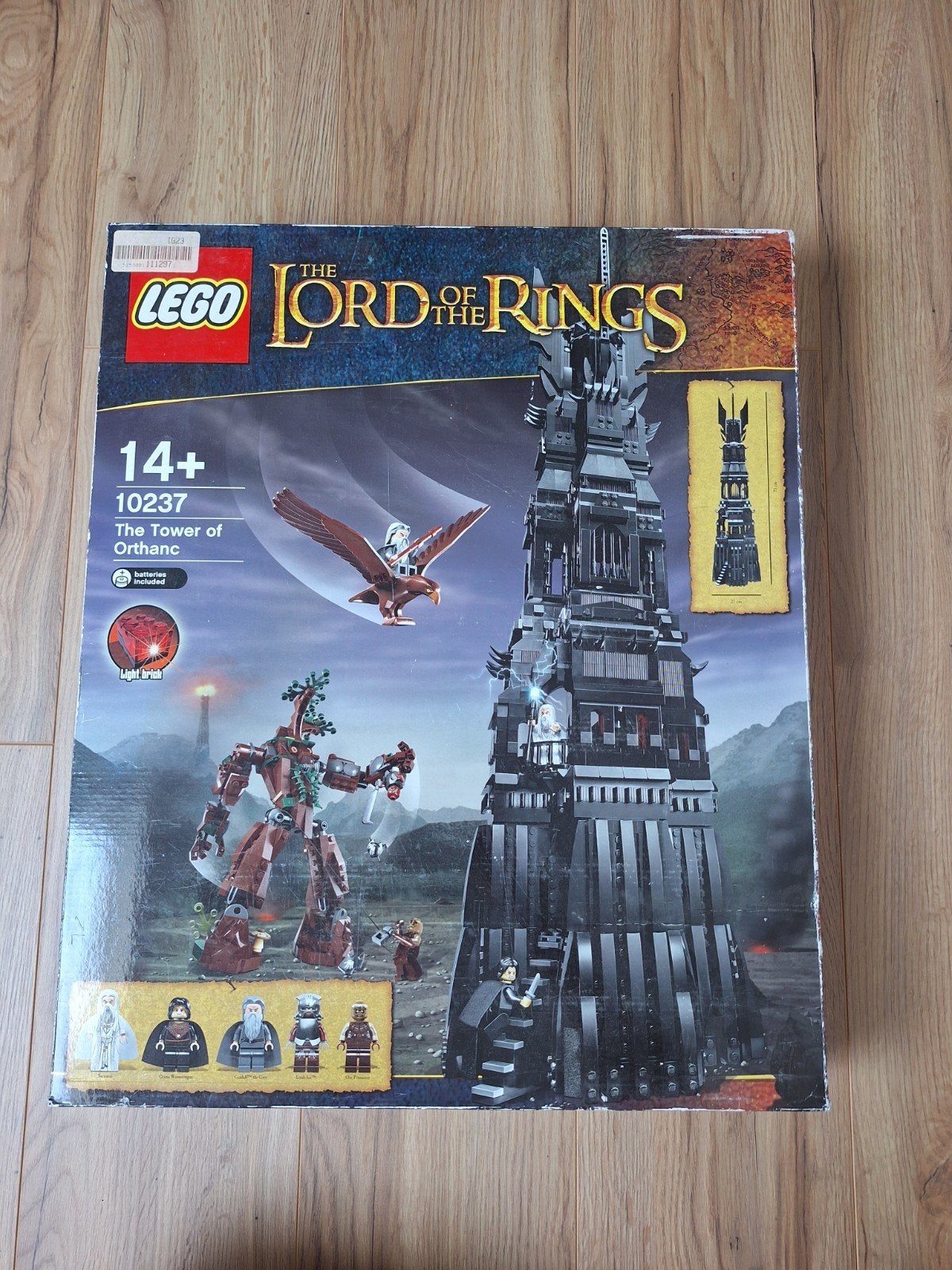 lego lord of the rings: the toner of ortanc 10237, Overige thema's, Lego, Ensemble complet, Comme neuf