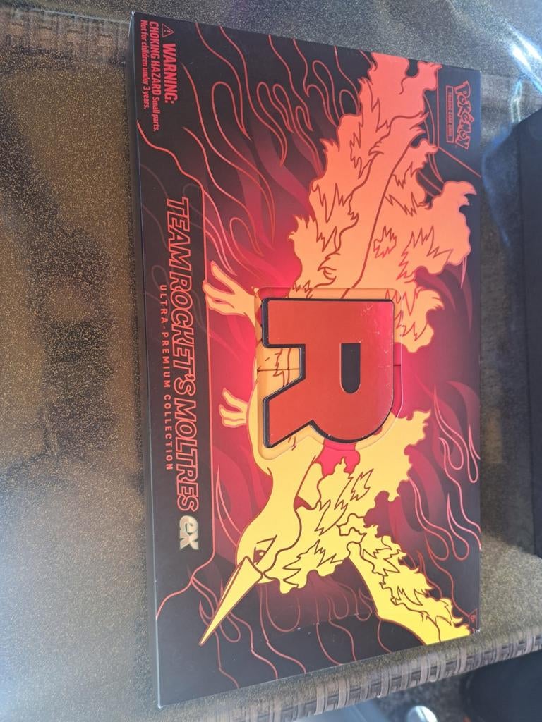 Team rocket's moltres ex ultra Premium collection, Ophalen, Booster