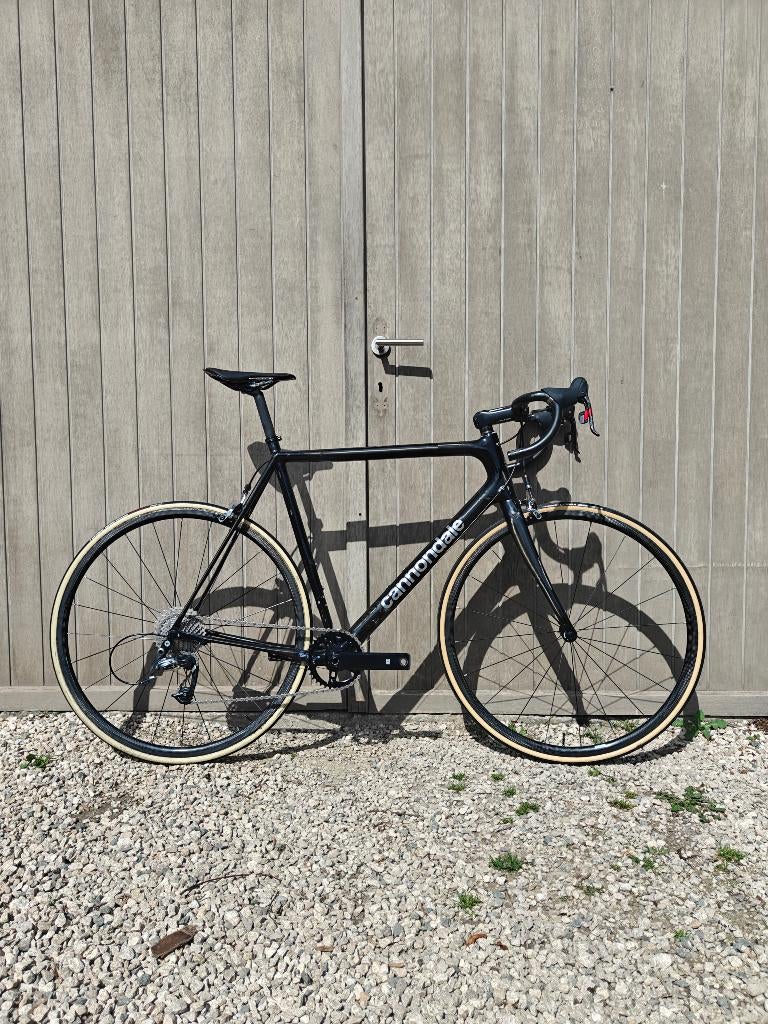 Cannondale SuperSix Evo Hi-Mod, Vélos & Vélomoteurs, Vélos | Vélos de course, Utilisé, Hommes, Autres marques, Plus de 20 vitesses