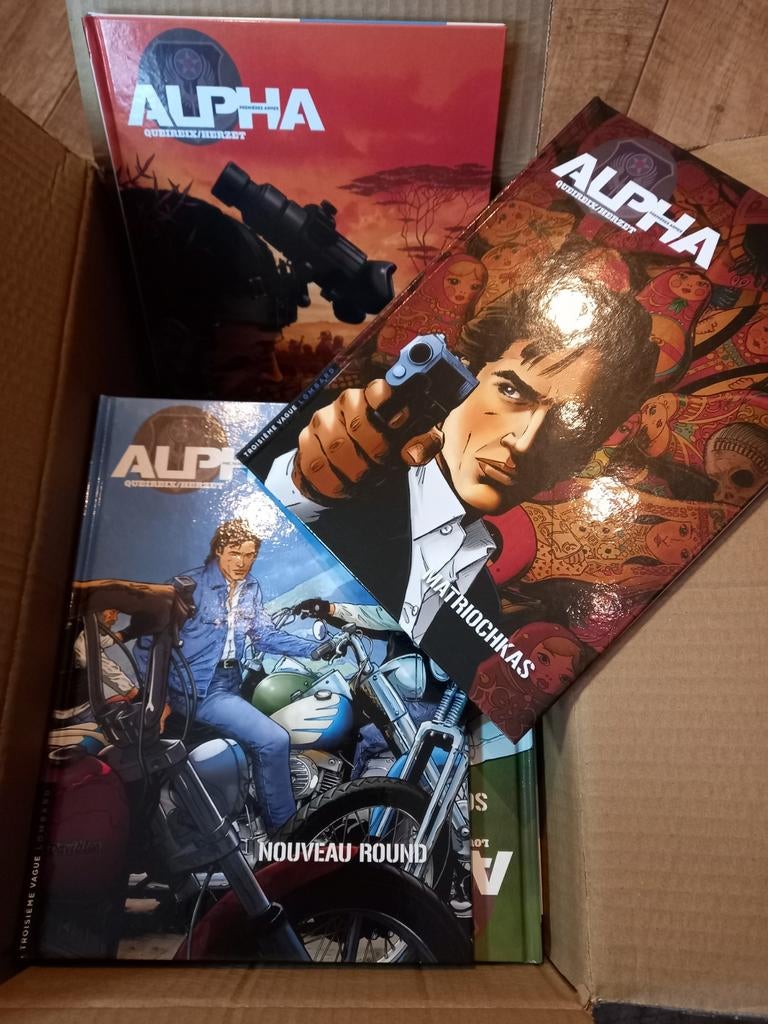 Série ALPHA PREMIÈRES ARMES,  volumes de 1 à 5, Enlèvement