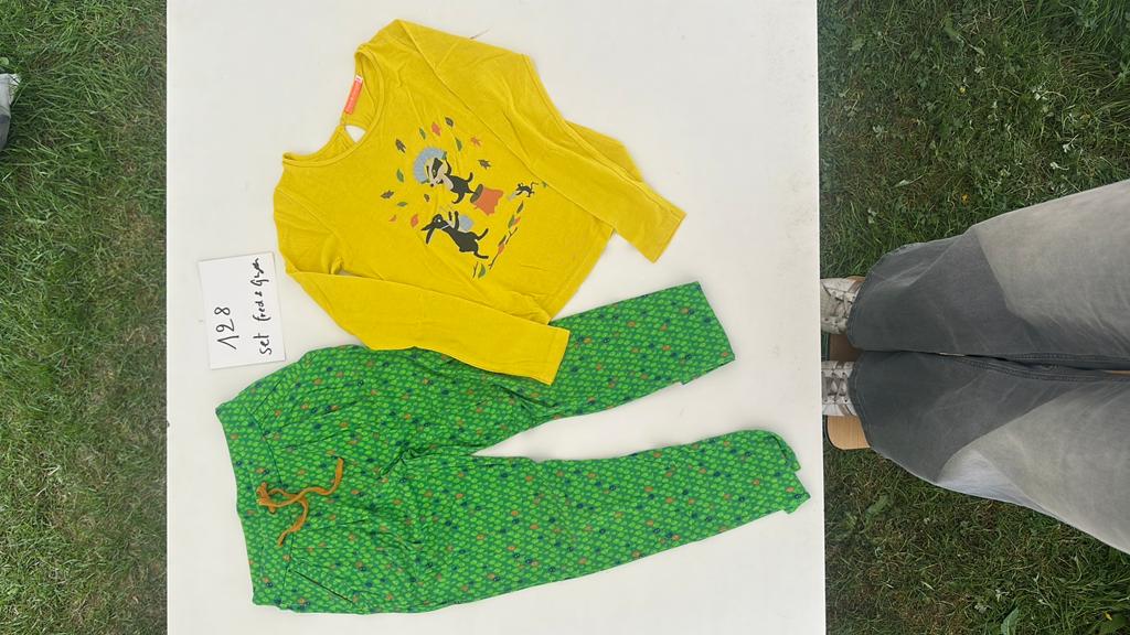 Coffret Fred et Ginger taille 128 pour fille, Enfants & Bébés, Enlèvement, Comme neuf, Fille