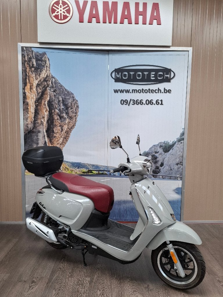 Kymco Like 125 Noodoe, Fietsen en Brommers, Ophalen, Zo goed als nieuw, Like, Benzine