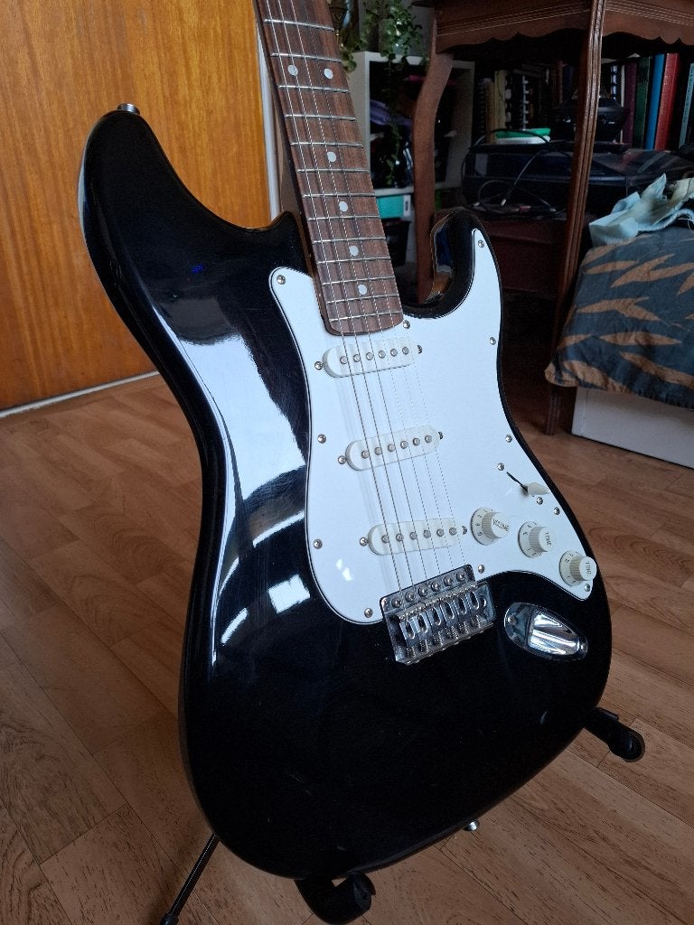 C. Giant elektrische gitaar, Musique & Instruments, Instruments à corde | Guitares | Électriques, Enlèvement, Utilisé, Solid body