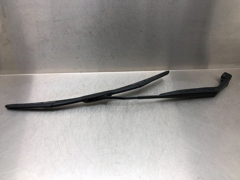 BRAS D'ESSUIE-GLACE AVANT Suzuki Ignis (MF) (01-2016/-), Utilisé, Suzuki