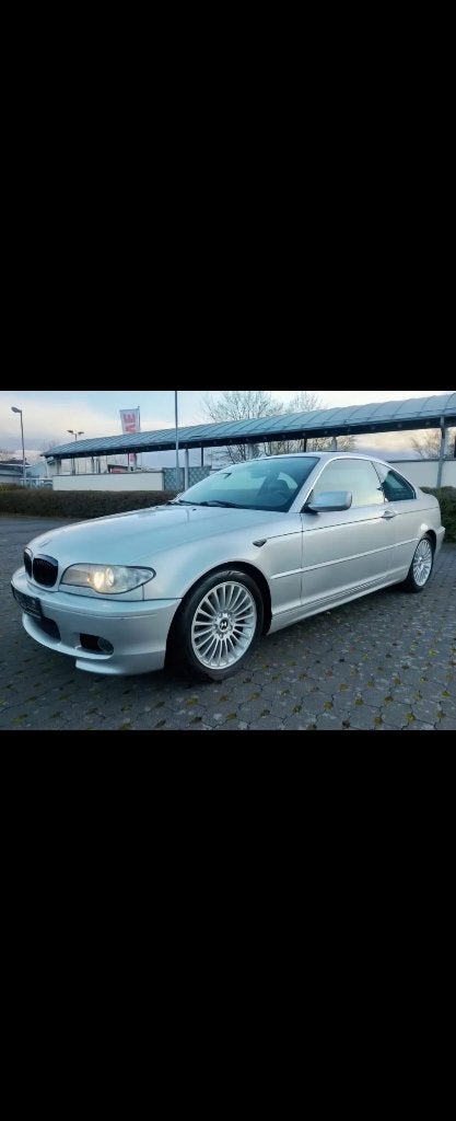 Bmw e46 facelift onderhoudsboekje, Auto's, BMW, Achterwielaandrijving, Zwart, Leder en Stof, 5 zetels