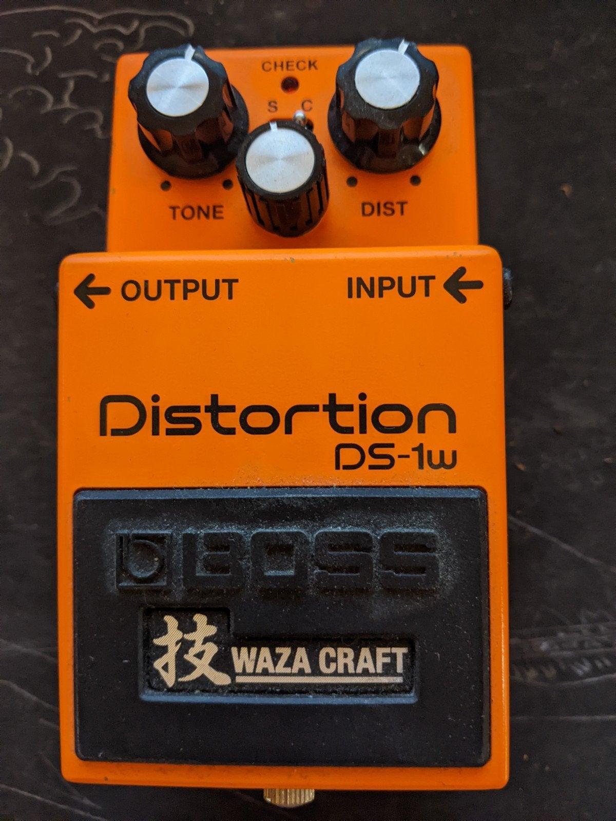 Boss DS-1w Waza Craft Distortion in Nieuwe staat!!!, Musique & Instruments, Effets, Enlèvement ou Envoi, Neuf, Distortion, Overdrive ou Fuzz