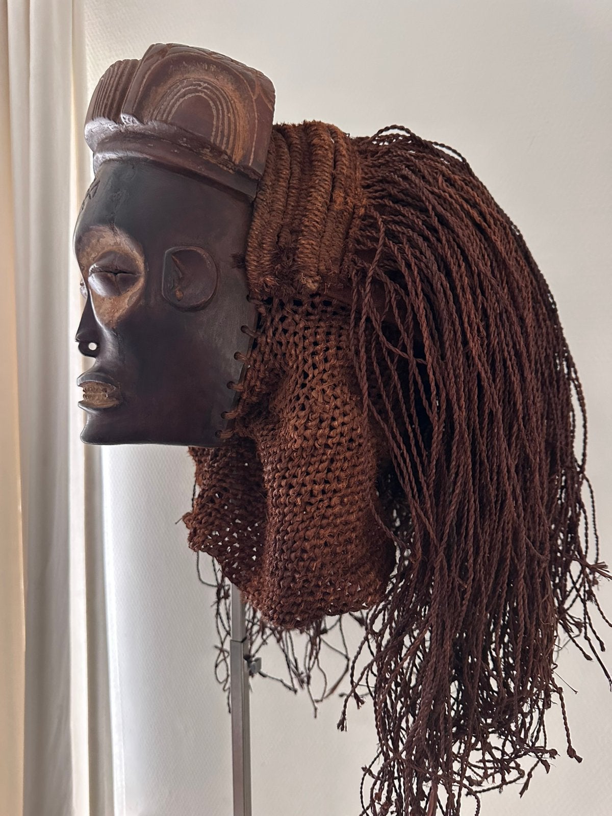 Chokwe Mwana Pwo masker privé collectie Bakwanga 1950, Antiek en Kunst, Afrika, Ophalen of Verzenden, Beeld