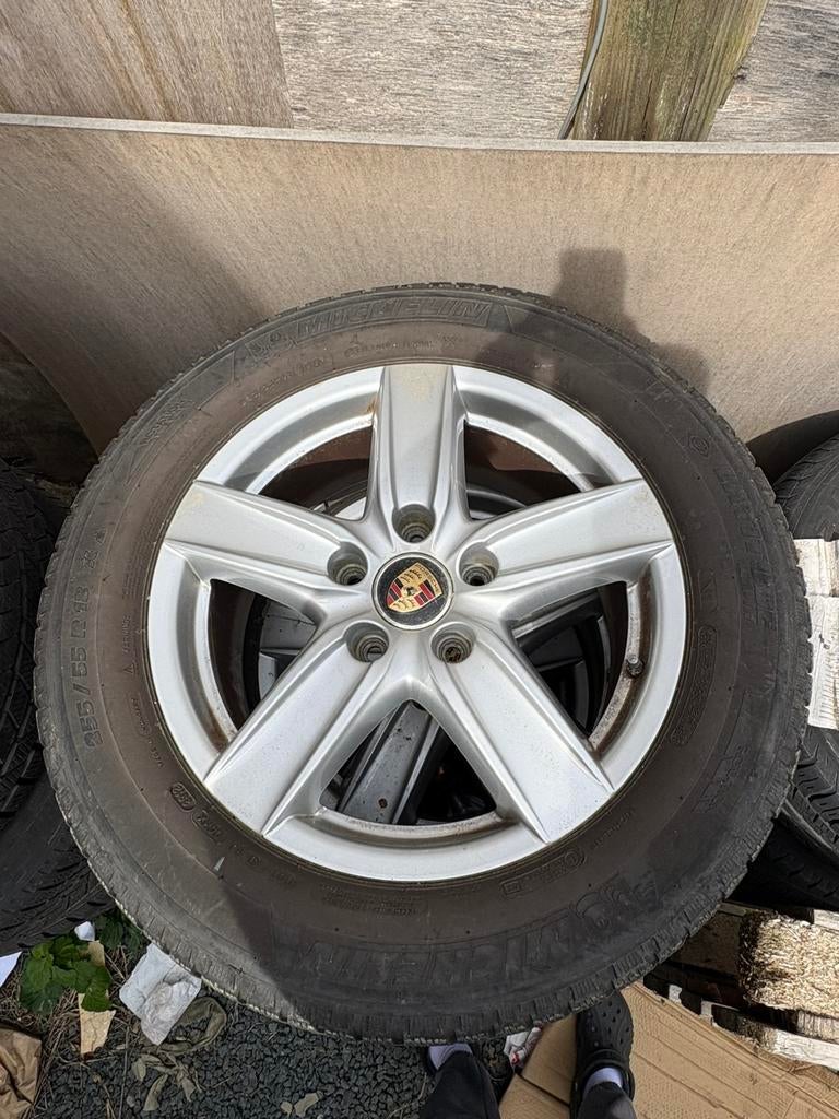 Jante + pneu porche, Autos : Pièces & Accessoires, Enlèvement ou Envoi