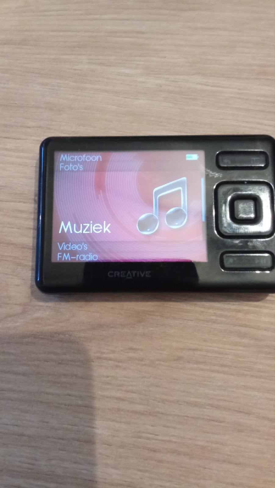 USB  een 0498/363840 KI wel, Ophalen, Gebruikt