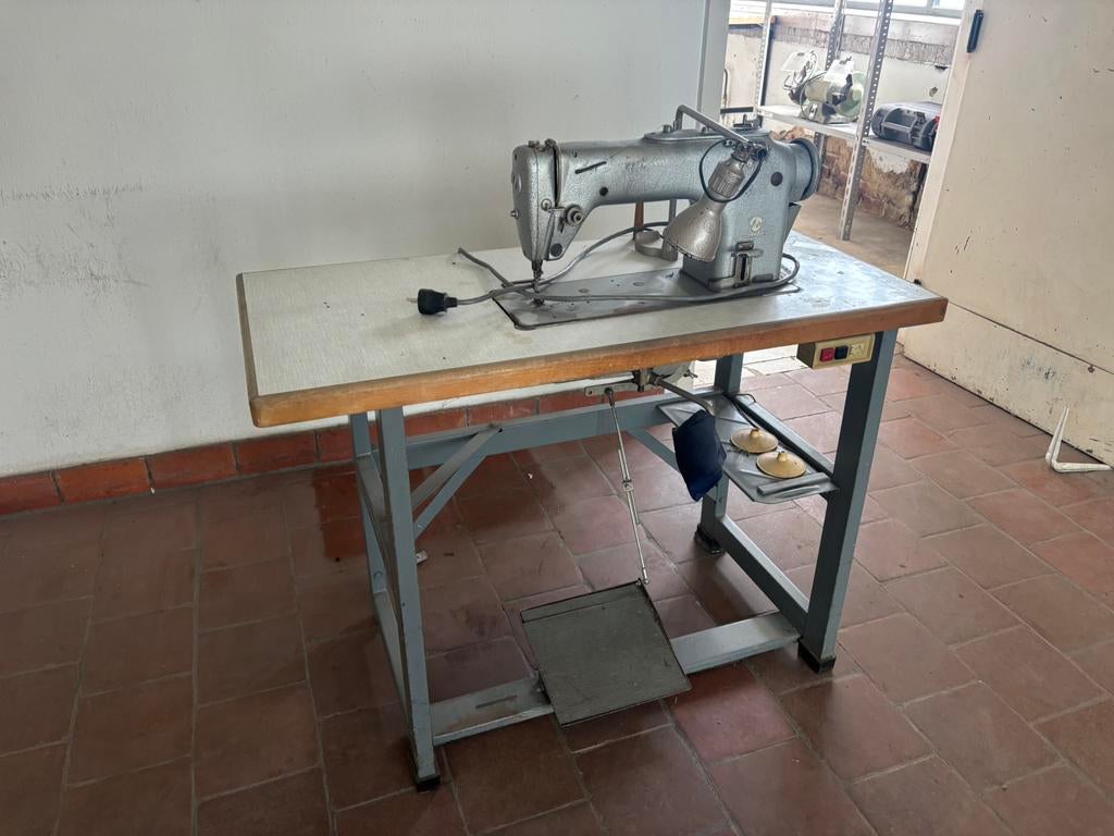 DURKOPP industriële naaimachine, Ophalen, Zo goed als nieuw, Naaimachine