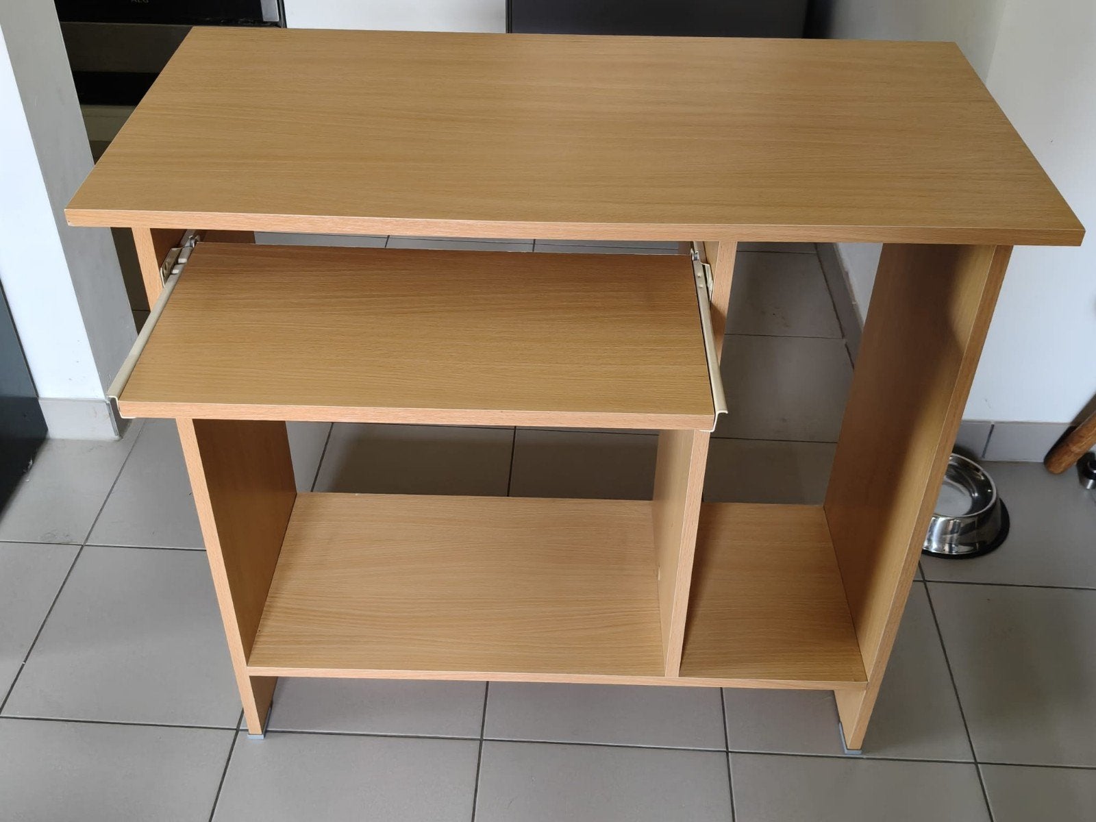 bureau, Ophalen, Zo goed als nieuw, Overige houtsoorten