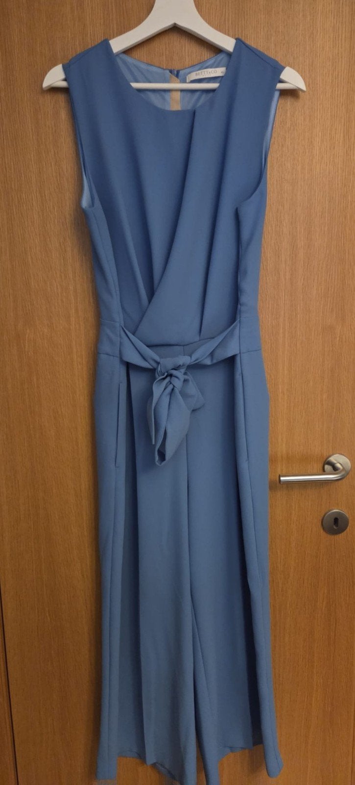 Jumpsuit
maat 40, Kleding | Dames, Jumpsuits, Ophalen, Maat 38/40 (M)