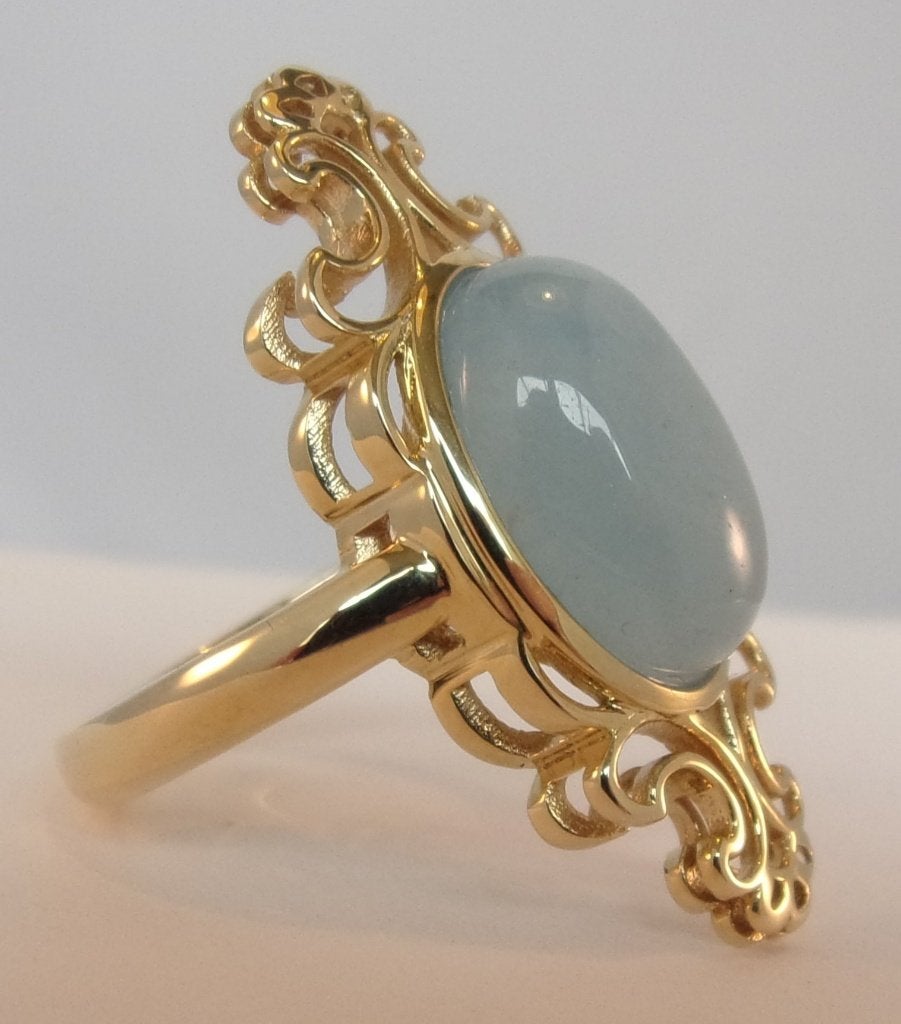 Nieuwe gouden damesring met Aquamarijn, Handtassen en Accessoires, Nieuw, 17 tot 18, Met edelsteen, Dame