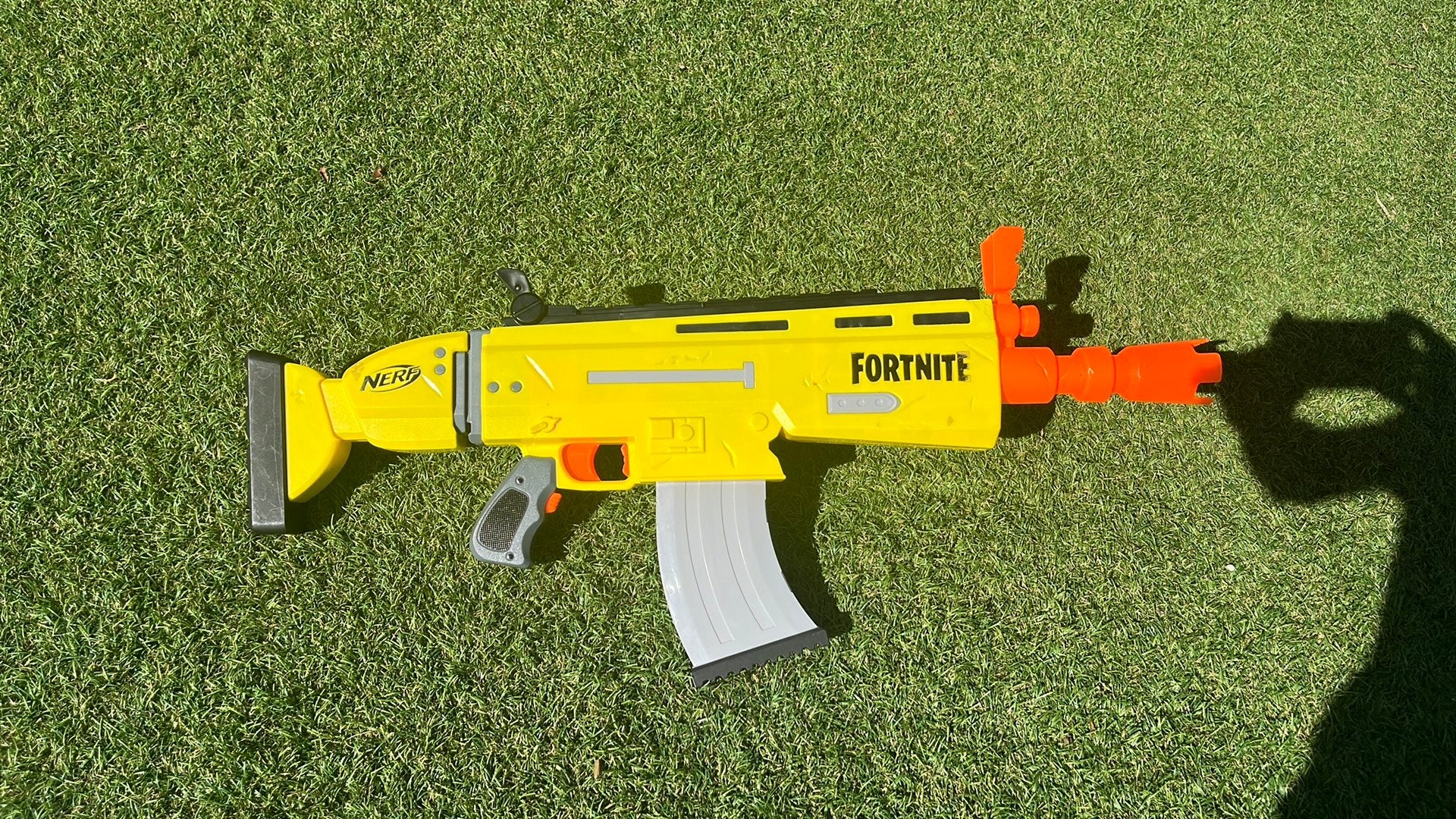 Nerf Fortnite AR-L Blaster en elektrische aandrijving, Ophalen, Zo goed als nieuw