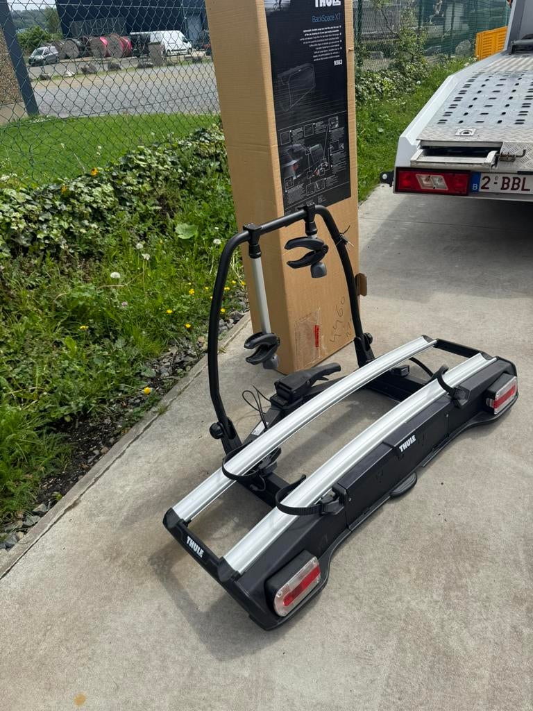 Porte vélos thule + boxe thule back space xt, Enlèvement, Comme neuf