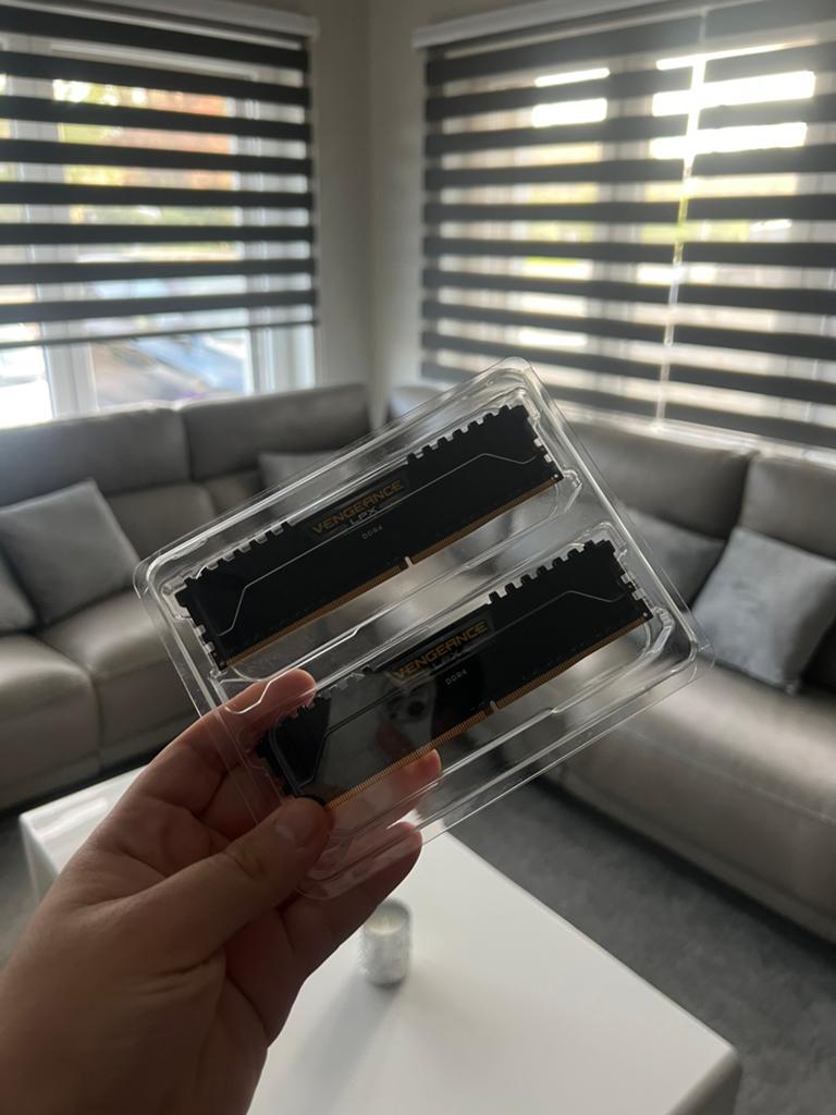 Corsair 32 GB (2x16 GB) DDR4 3200 RAM, Computers en Software, 32 GB, DDR4, Refurbished, Ophalen of Verzenden