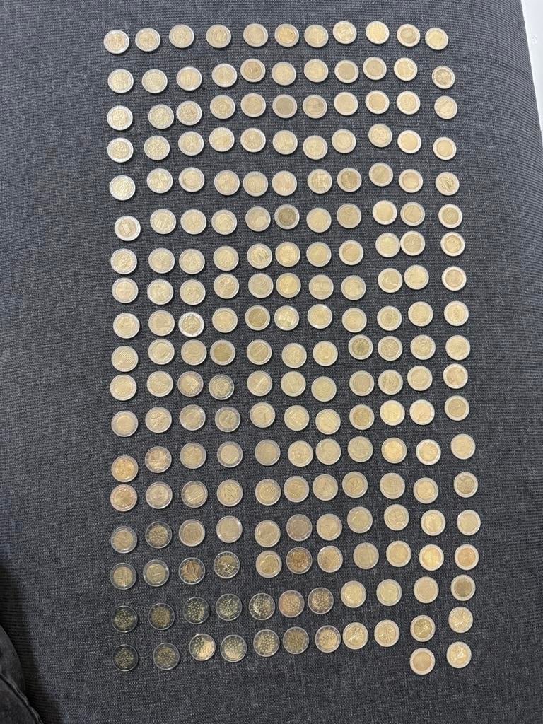 Collection de 187 pièces de 2€, Timbres & Monnaies, Monnaies | Europe | Monnaies euro, Enlèvement ou Envoi