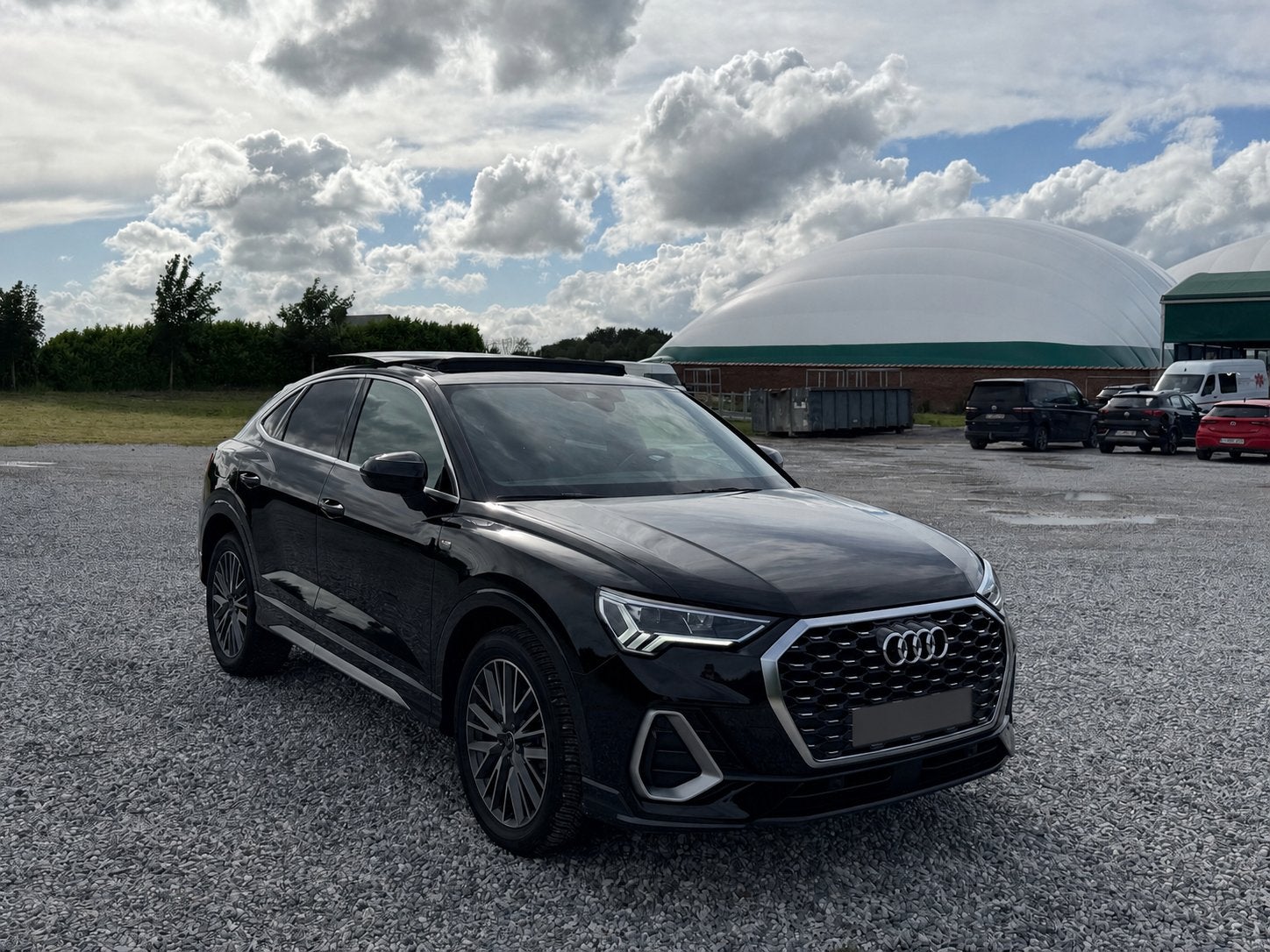 AUDI Q3 SPORTBACK FACELIFT 2025, Auto's, Audi, Particulier, Q3, Lederen bekleding, Benzine, Automaat, Zwart, Zwart, Leder, Ophalen of Verzenden