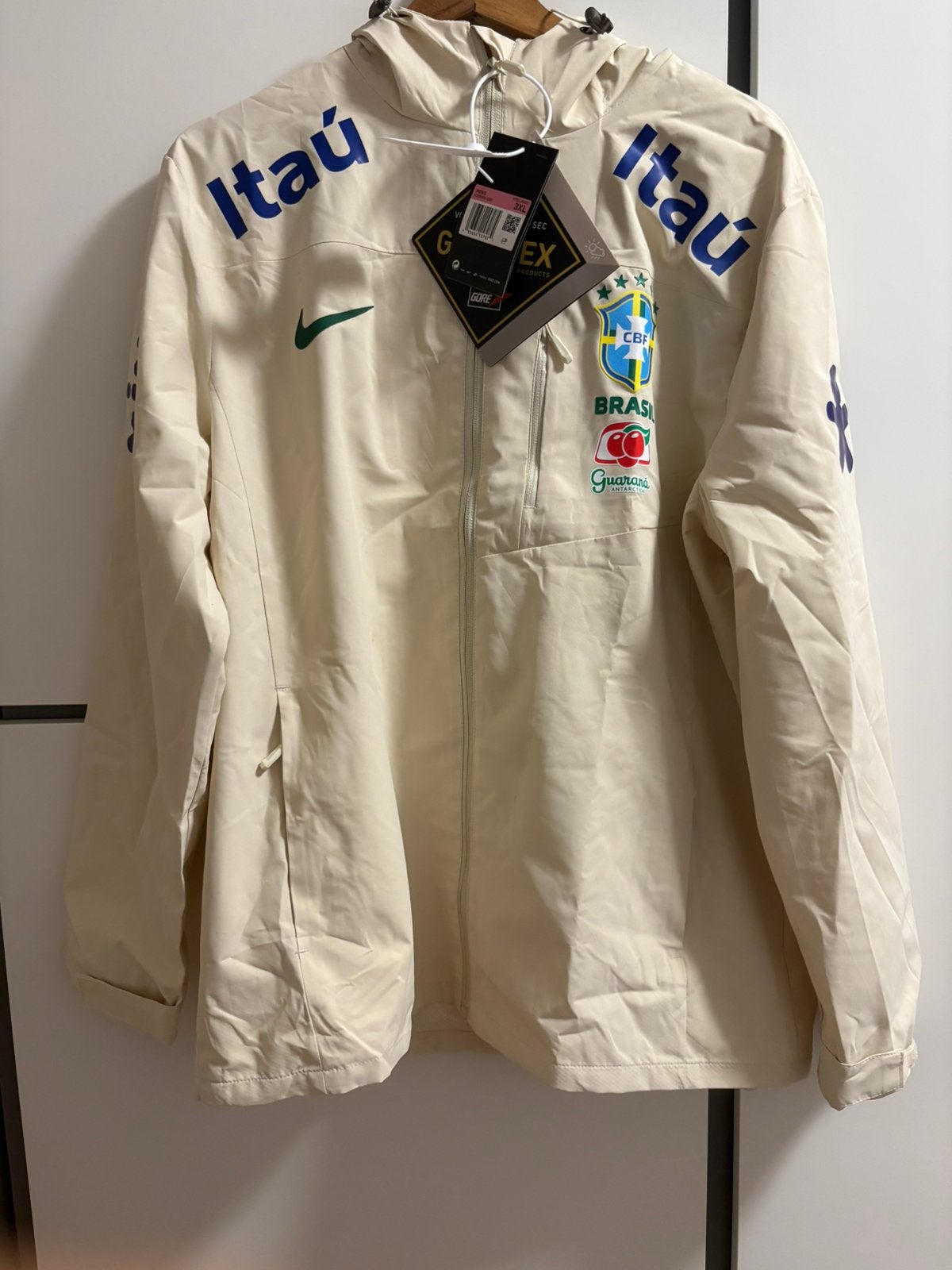 Veste reteo nike bresil neuve, Ophalen of Verzenden, Zo goed als nieuw, Maat 52/54 (L), Wit