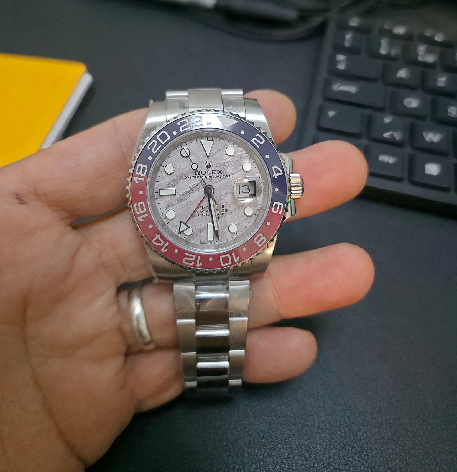 Rolex GMT Master II | Réf: 126710BLO, Bijoux, Sacs & Beauté, Rolex, Enlèvement, Acier, Neuf