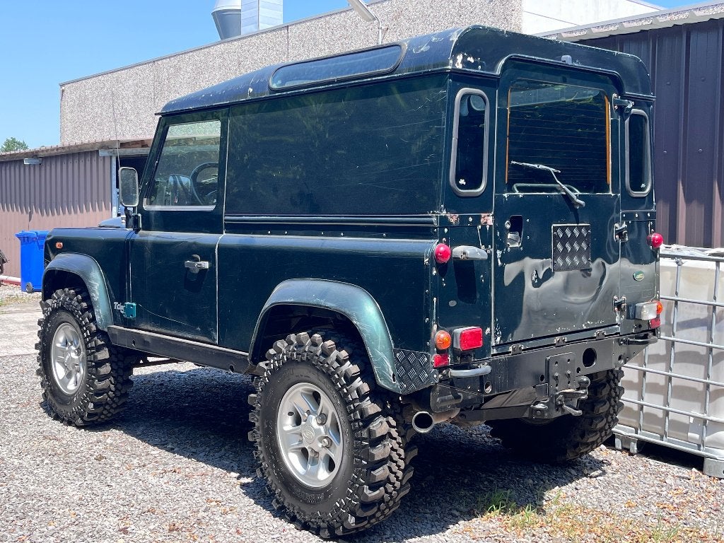 Land Rover Defender 90 TD5 3zit Lichte vracht, Auto's, Land Rover, 750 kg, USB, SUV of Terreinwagen, Te koop