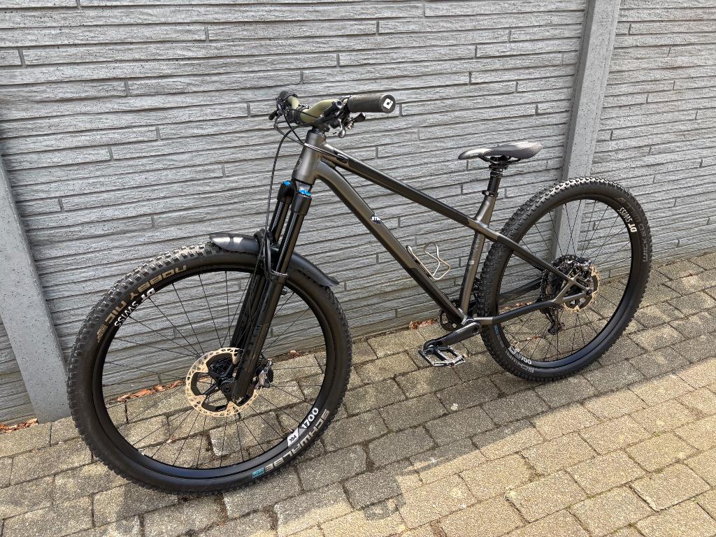 Commencal Meta HT enduro hardtail, Fietsen en Brommers, Hardtail, Ophalen, Zo goed als nieuw, Schijfrem