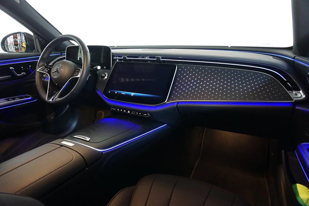 Mercedes-Benz E-Class 300 T e RIJASSISTENTIE PAKKET PLUS - T, Auto's, Automaat, USB, Gebruikt, Leder