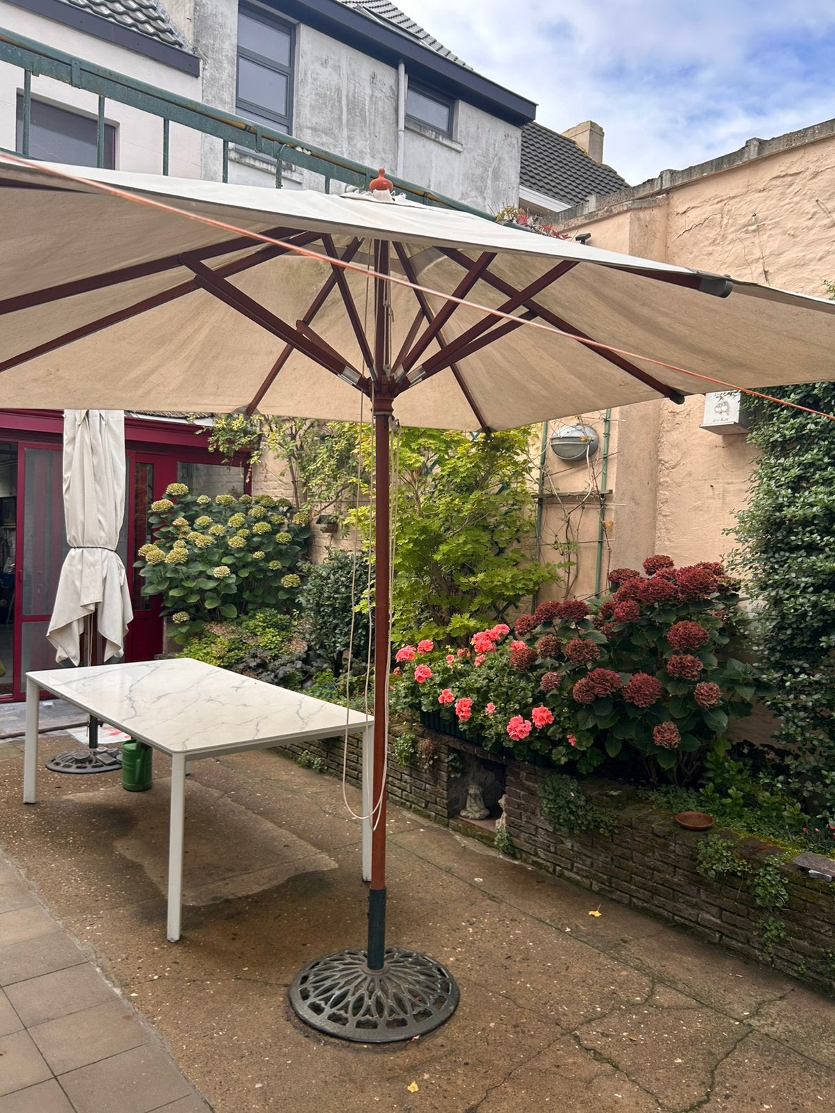 Tuin parasol 2stuks, Tuin en Terras, Ophalen, Gebruikt