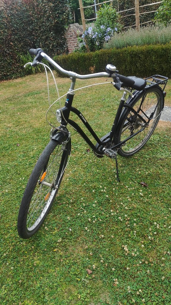 Decathlon Stadsfiets Elops 500 Dames – Maat M (1m65-1m74), Fietsen en Brommers, Gebruikt, Velgrem, Versnellingen, Ophalen