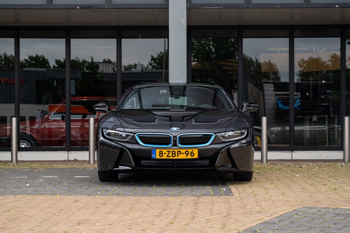 BMW i8 1.5 FIRST EDITION (bj 2015, automaat), Auto's, 4 zetels, Gebruikt, Overige kleuren, Overige brandstoffen