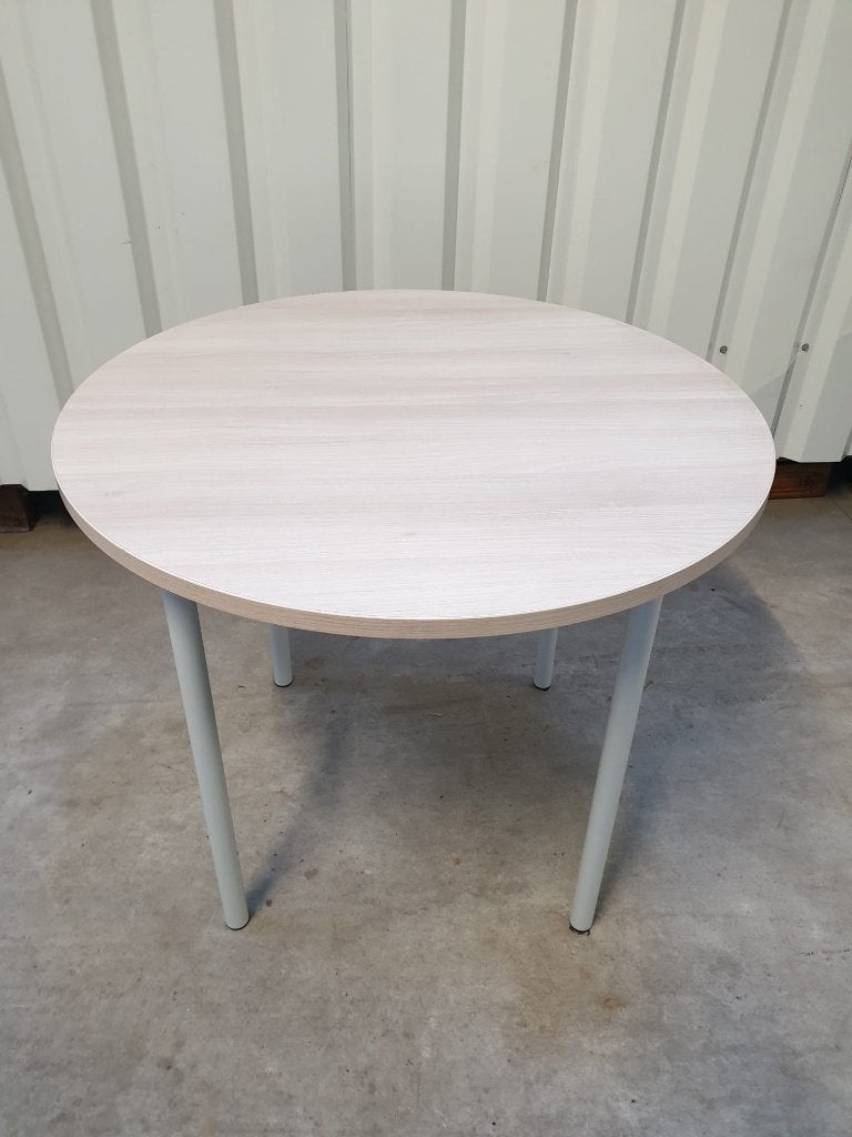 Ronde tafel diameter - 90 cm. Het kan geleverd worden., Ophalen, Gebruikt, Rond