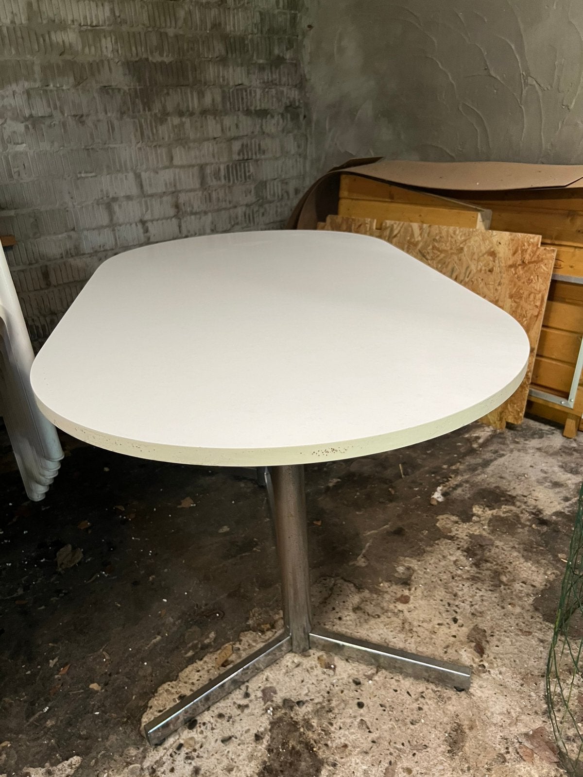 Eettafel te koop, Enlèvement, Utilisé