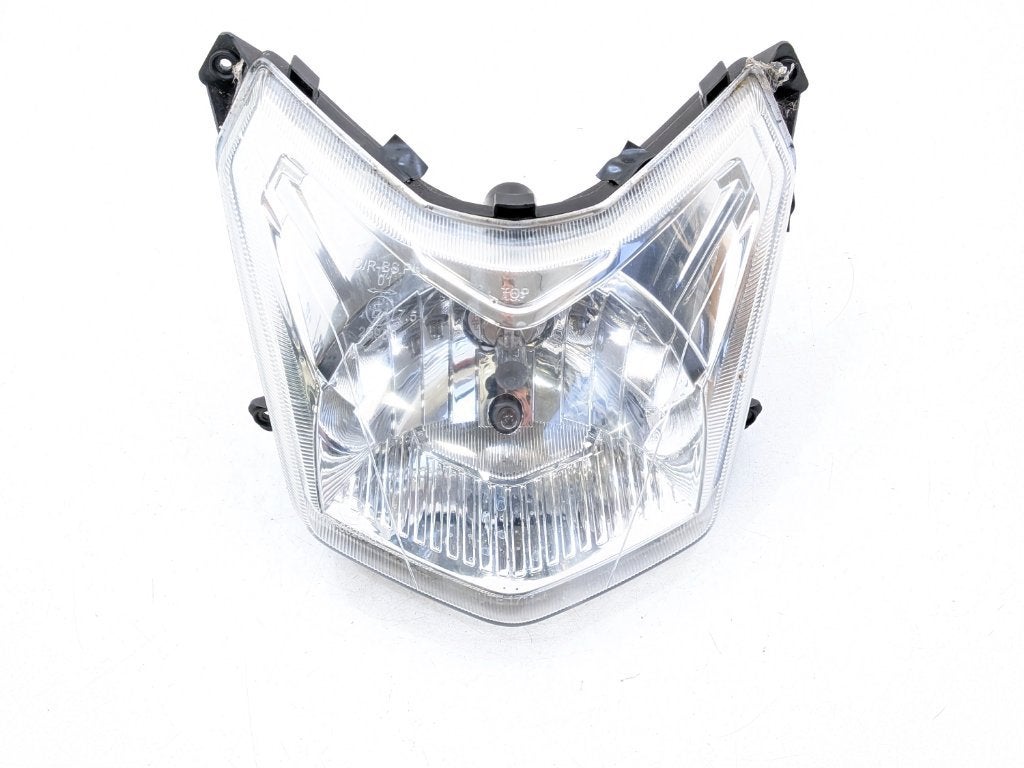 KOPLAMP Sym Orbit 3 NEW ENGINE 4T 50cc (XE05W1-NL (L8-M0), Gebruikt, P.J. Troelstraweg 8 8
3144 CX  MAASSLUIS, NL, Info@cama-motorparts.nl