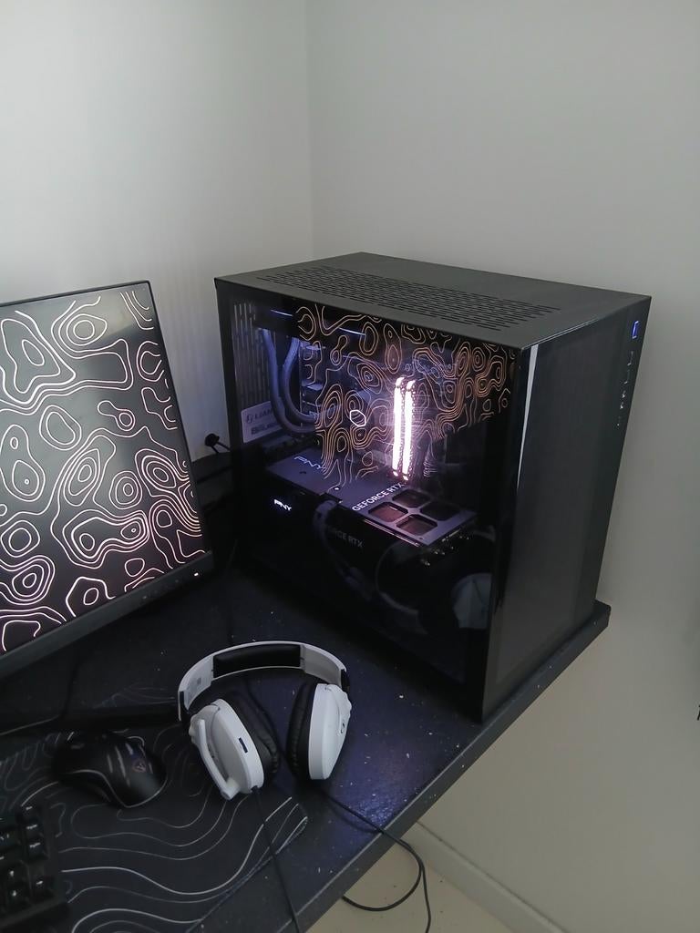Gaming pc setup, Games en Spelcomputers, Ophalen, Zo goed als nieuw