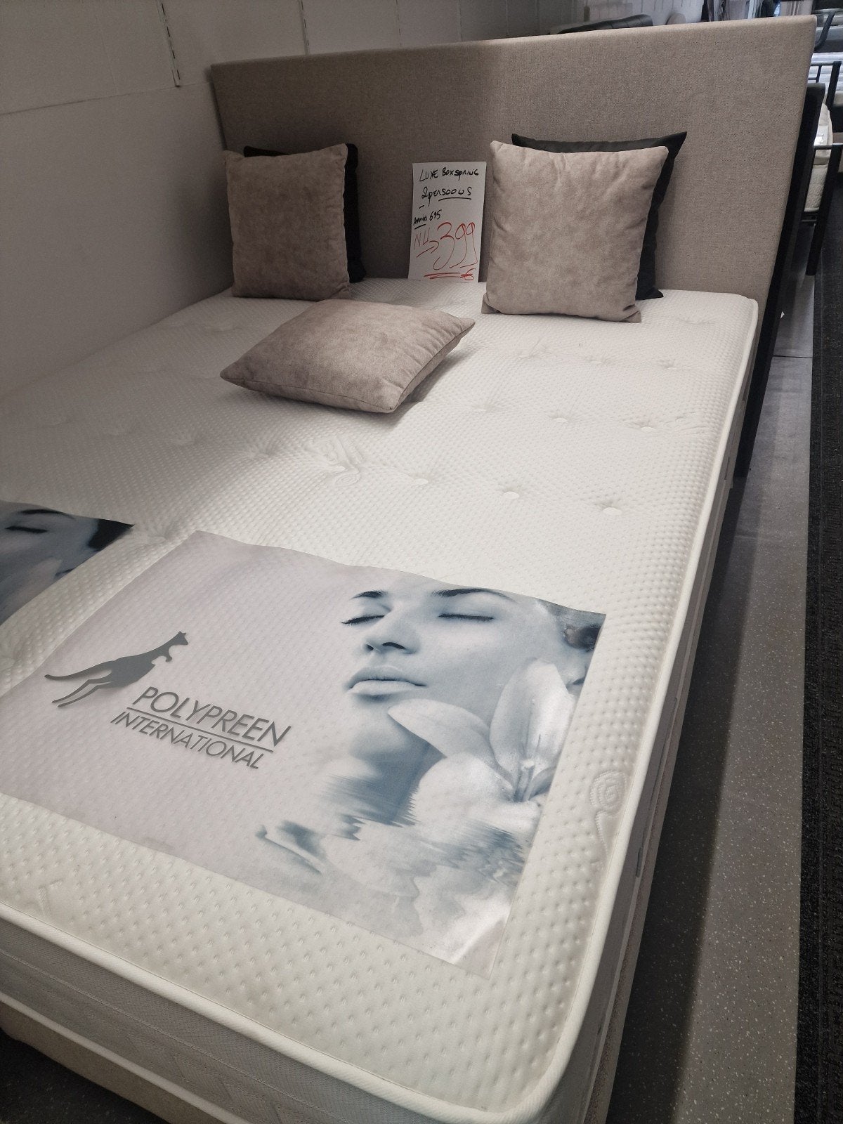 Boxsleep 399 €, Huis en Inrichting, Ophalen
