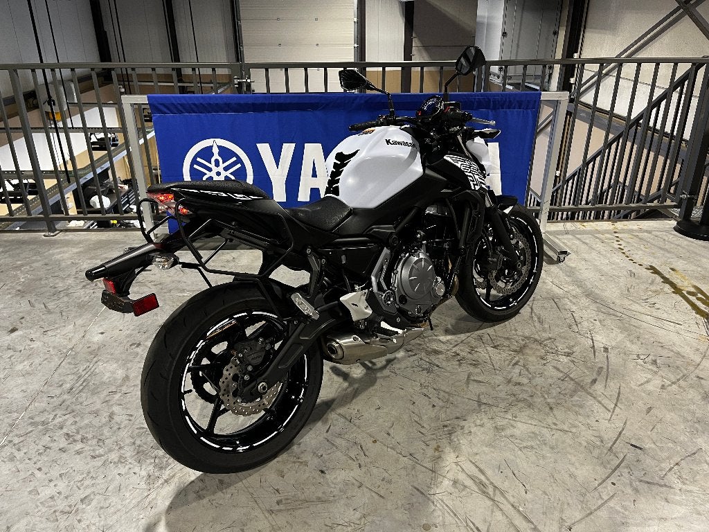 Kawasaki Z650, Motos, Permis Moto A, Entreprise, Occasion, Plus de 35 kW
