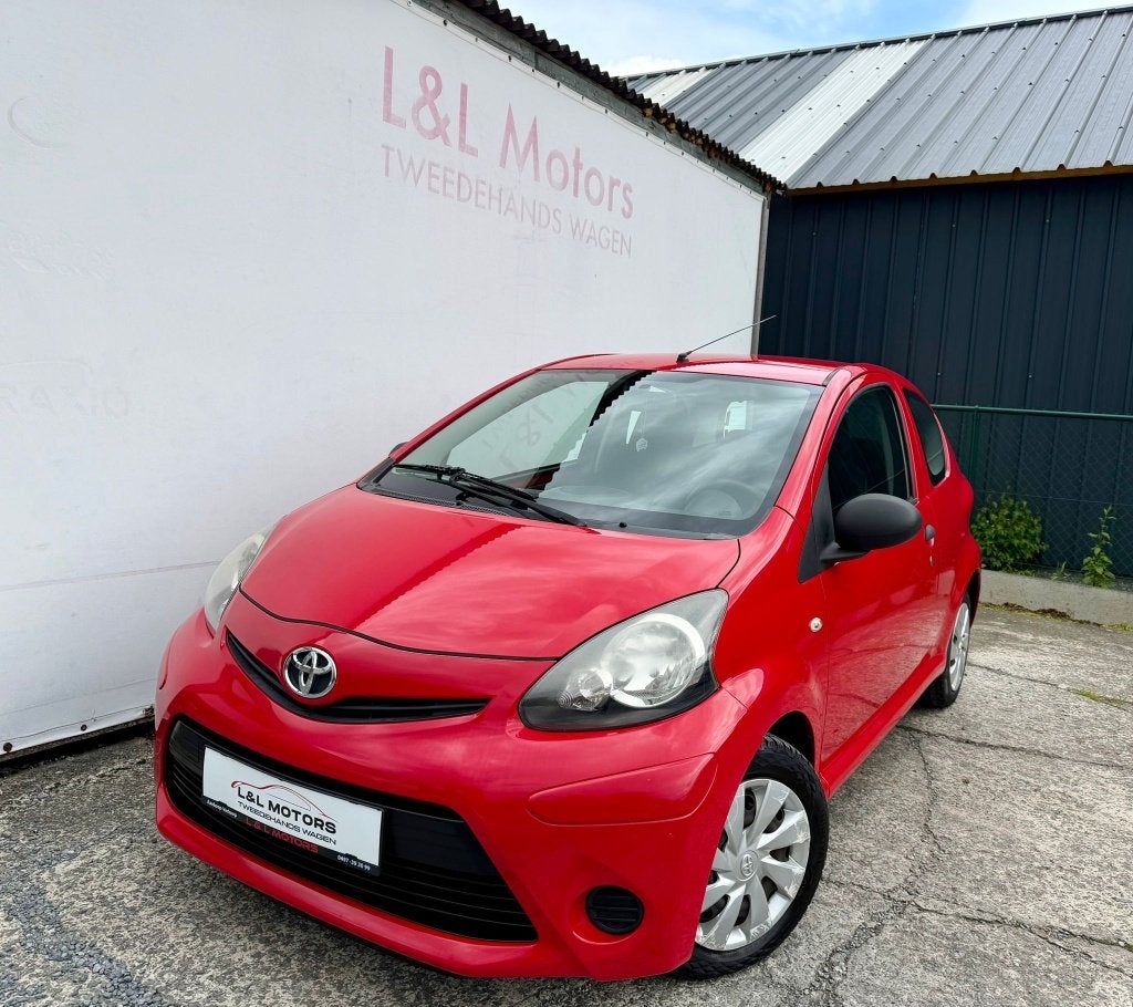 Toyota Aygo 1.0i Life*Airco/Climatisation*Garantie 12Maand*, Auto's, Voorwielaandrijving, Stof, 50 kW, Grijs