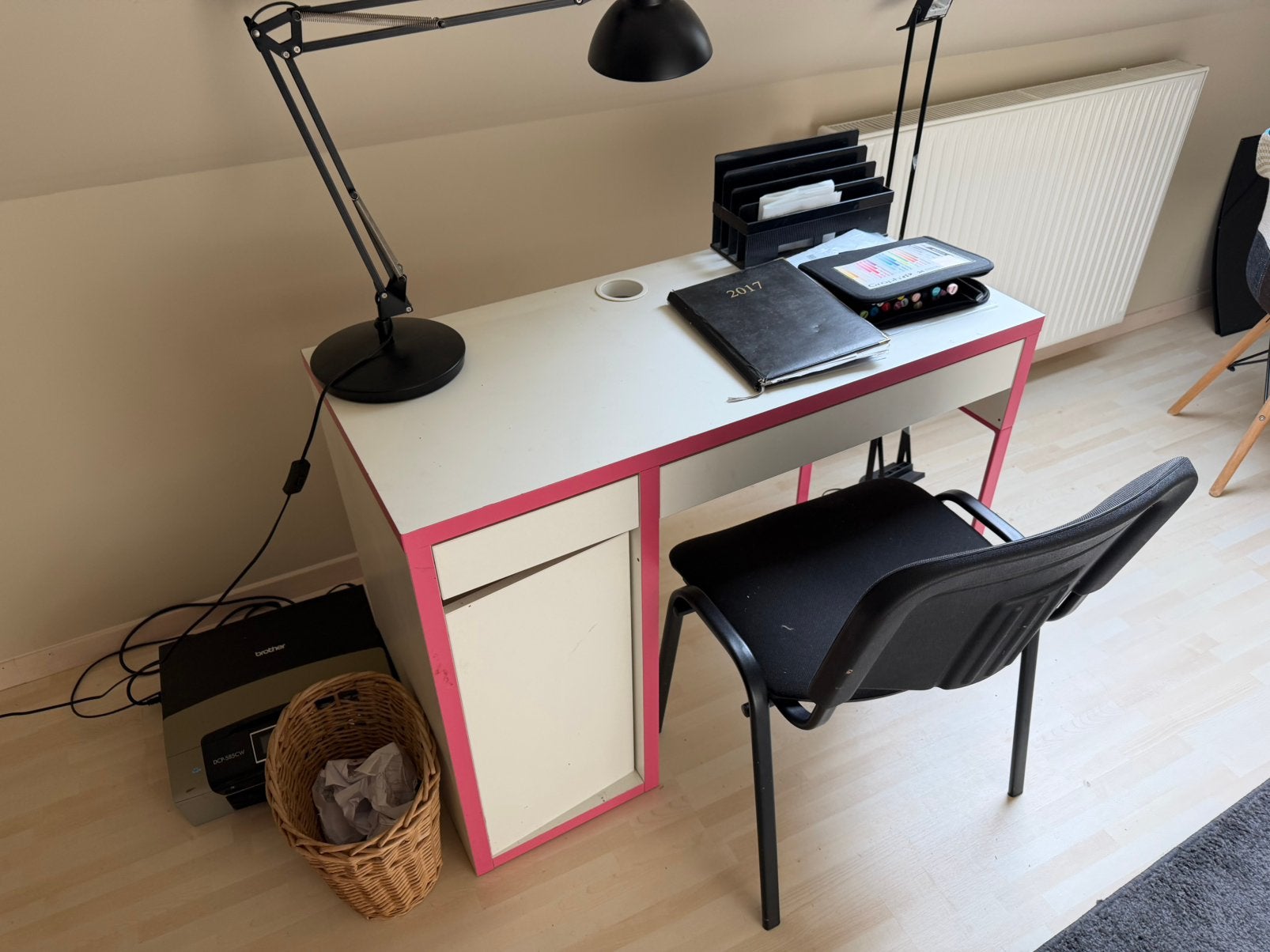 Deux tables de bureau, Enlèvement, Comme neuf