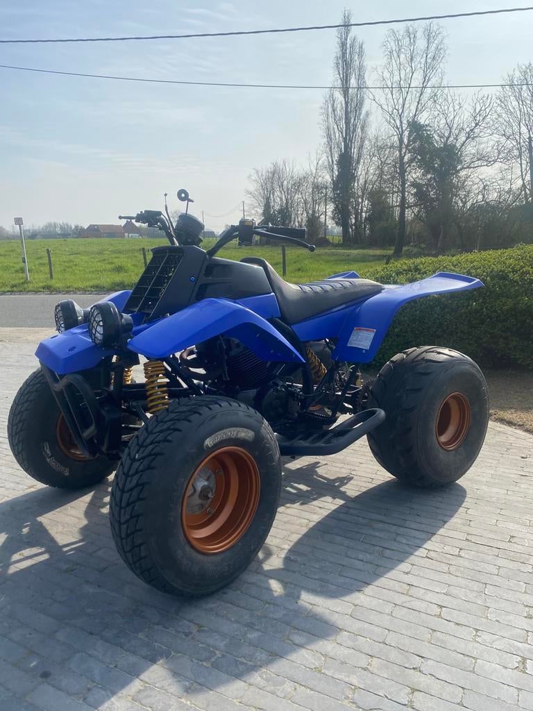 Honda barossa met yamaha banshee kappen