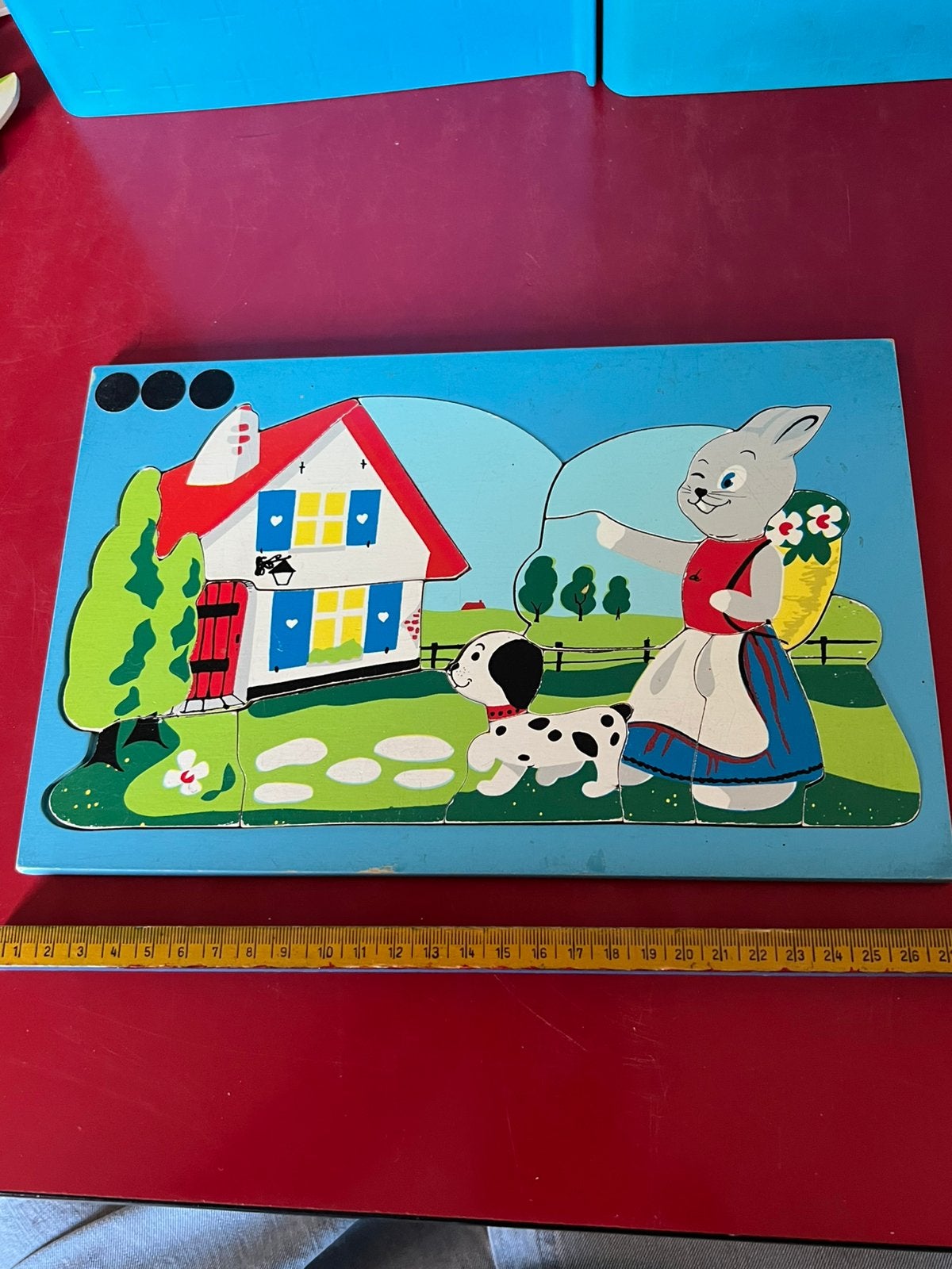 Vintage houten puzzel. Konijn en hond, Kinderen en Baby's, Speelgoed | Kinderpuzzels, Ophalen of Verzenden, Zo goed als nieuw