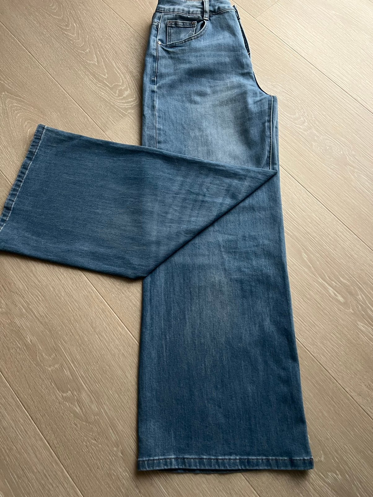 Jeans pour femmes Amèlie & Amèlie, taille L, Vêtements | Femmes, Enlèvement ou Envoi, Comme neuf