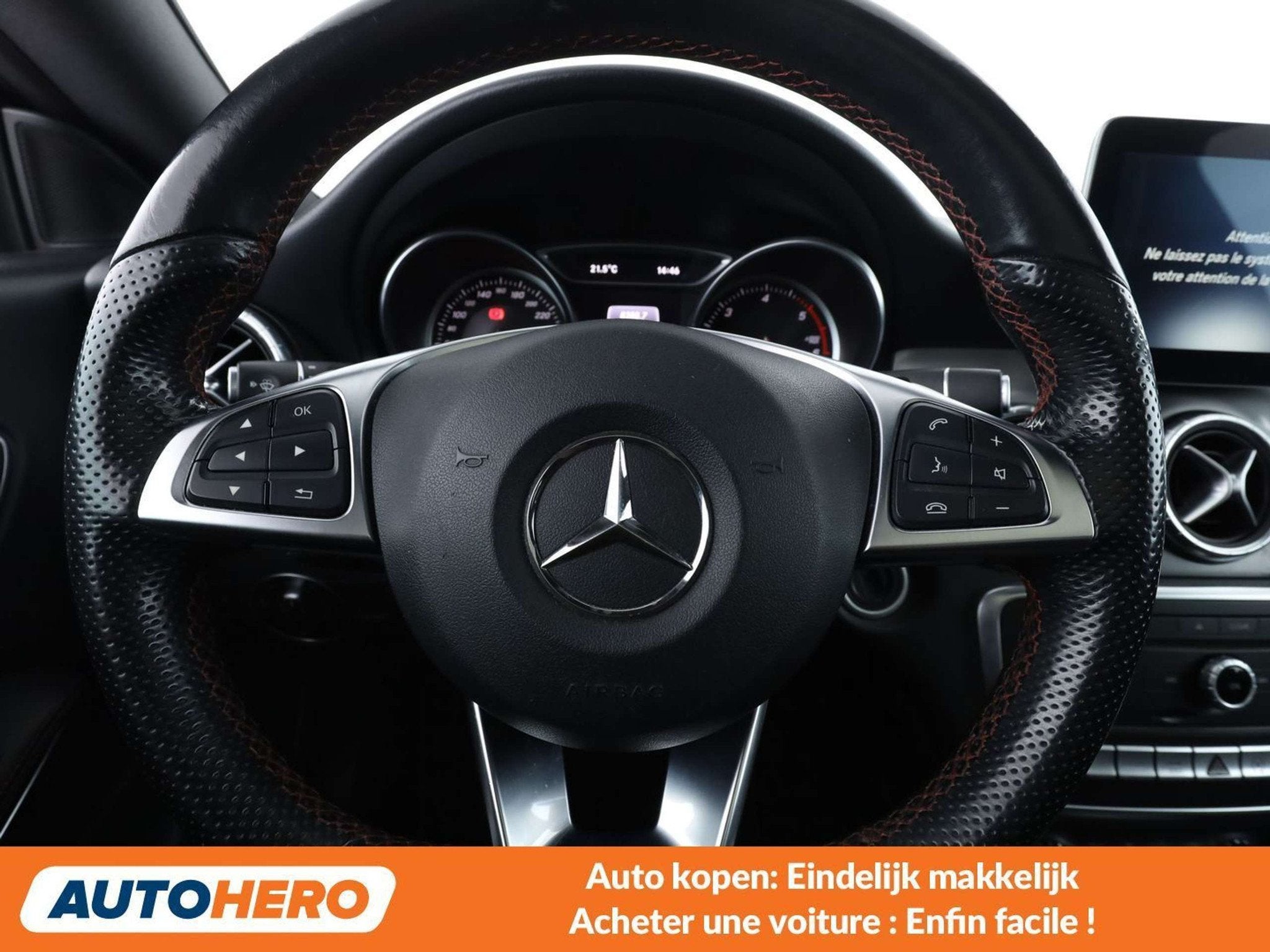 Mercedes-Benz CLA-Klasse 200 CLA 200 d Fascination, Autos, 100 kW, 4 portes, Automatique, Tissu