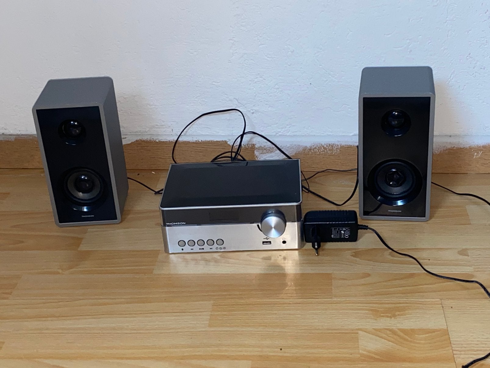 Thomson / Bruneau Mini Hifi Stereo Set – 2 Luidsprekers, Ophalen of Verzenden, Zo goed als nieuw