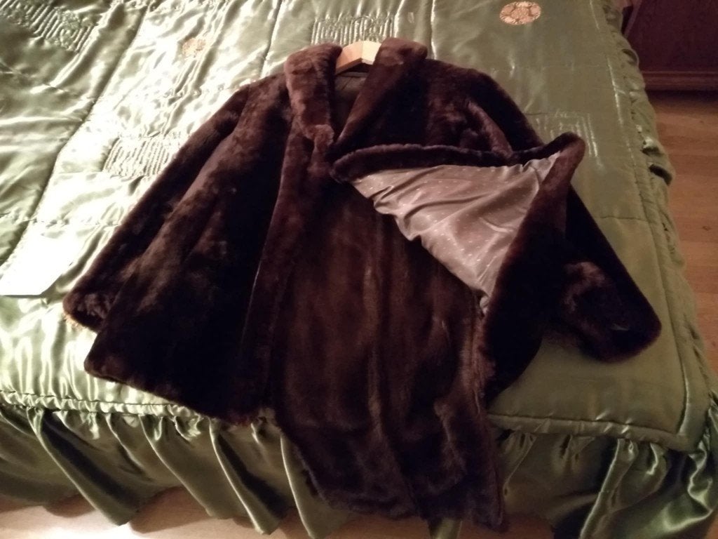 veste en cuir homme et femme et manteau de fourrure femme, Vêtements | Femmes, Enlèvement