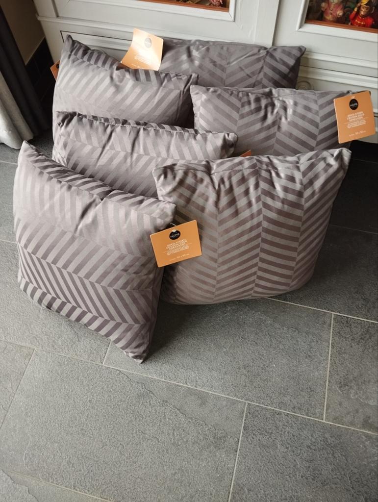 Nieuw 6 kussens, Ophalen
