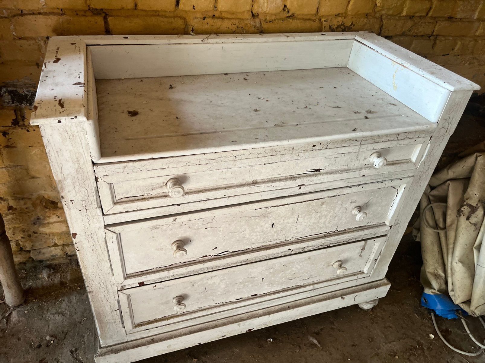 Meuble plein bois a repatiner 3 tiroirs, Enlèvement, Utilisé, Bois