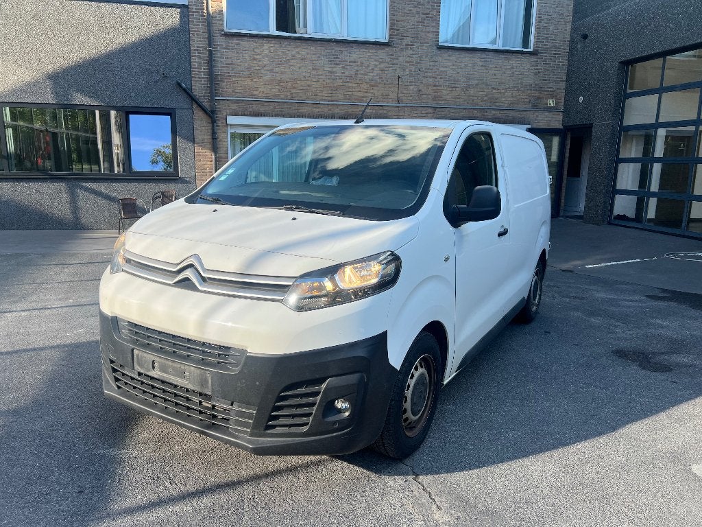 citroen jumpy bj 2021 1.5 Hdi 187000 km GEKEURD !!, Auto's, Voorwielaandrijving, 1498 cc, 4 cilinders, Wit