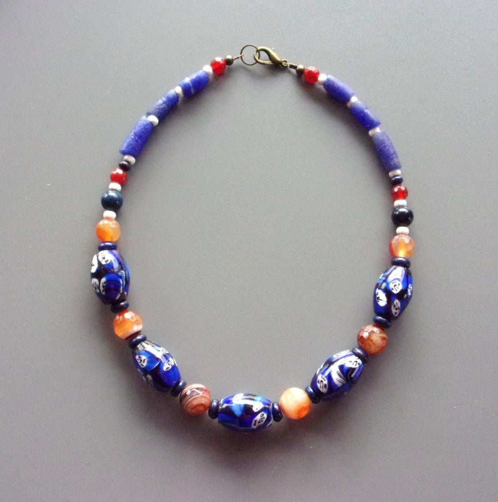Oude Venetiaanse blauwe millefiori ruilkralenketting, Handtassen en Accessoires, Kettingen, Nieuw, Steen of Mineraal, Blauw, Met edelsteen