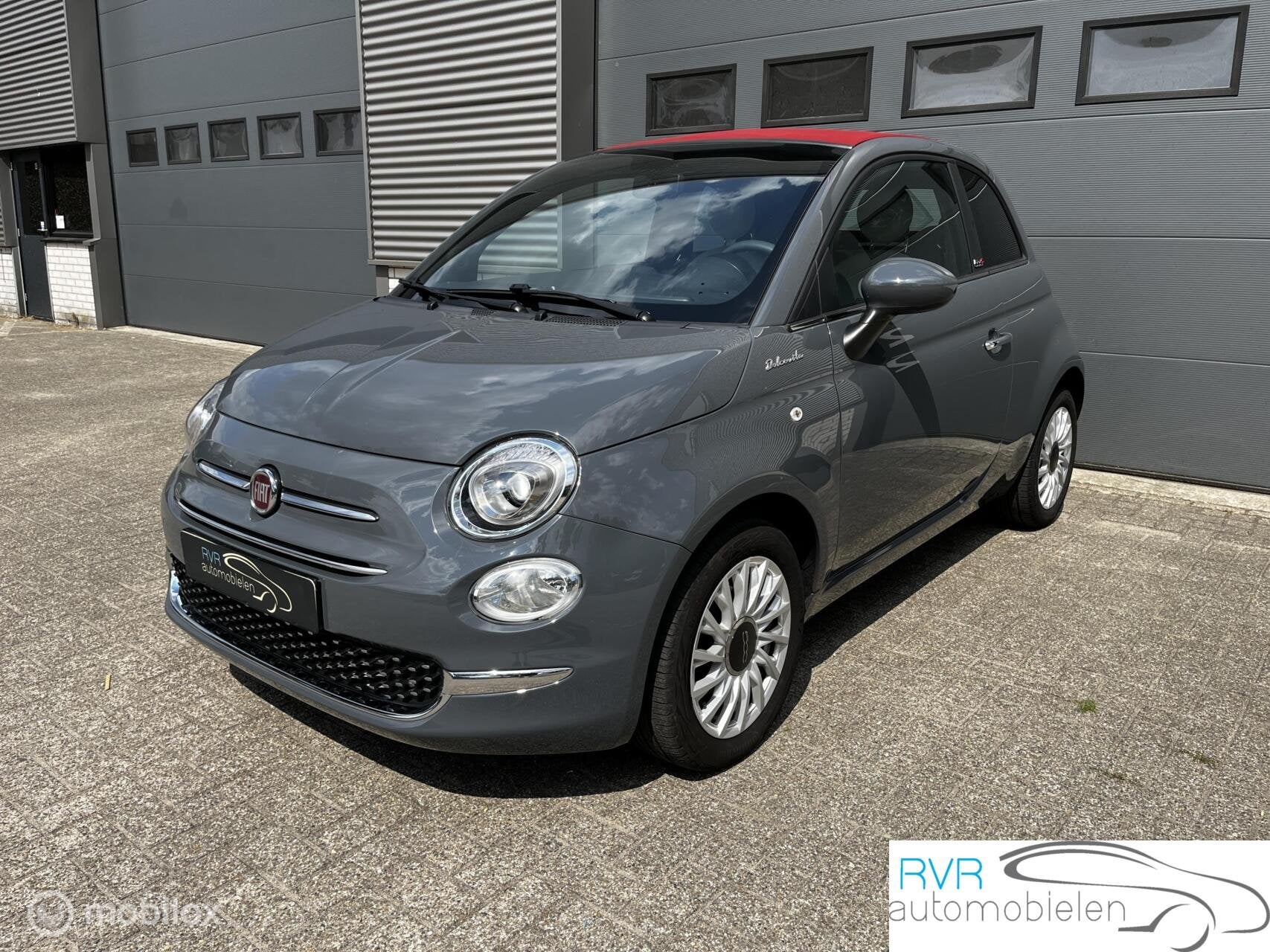 Fiat 500 C 1.0 Hybrid Dolcevita, Auto's, Fiat, Voorwielaandrijving, 4 zetels, Gebruikt, Zwart