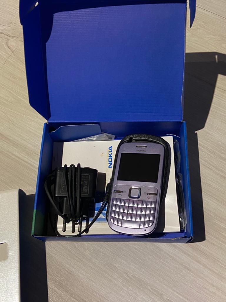 Nokia gsm, Telecommunicatie, Mobiele telefoons | Nokia, Ophalen, Paars, Fysiek toetsenbord, Zo goed als nieuw